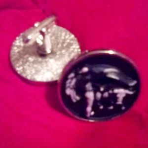 Matador with bull cuff links